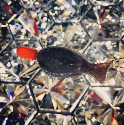 Scented Sea Bream Pen - Soy Sauce Color