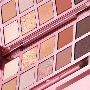 Sakura Eyeshadow Makeup Palette